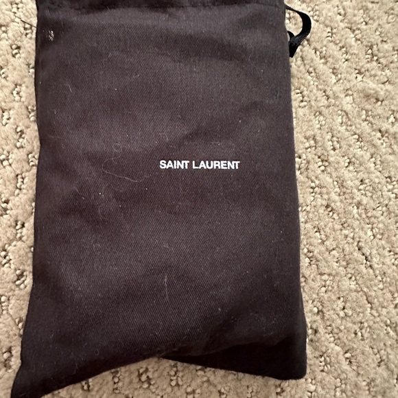 CASSANDRE MATELASSÉ COMPACT ZIP AROUND WALLET IN GRAIN DE POUDRE LEATHER - Picture 2 of 14